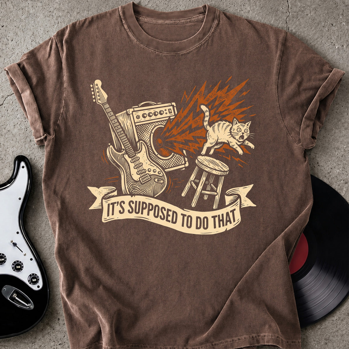 Startled Cat Amp T-shirt